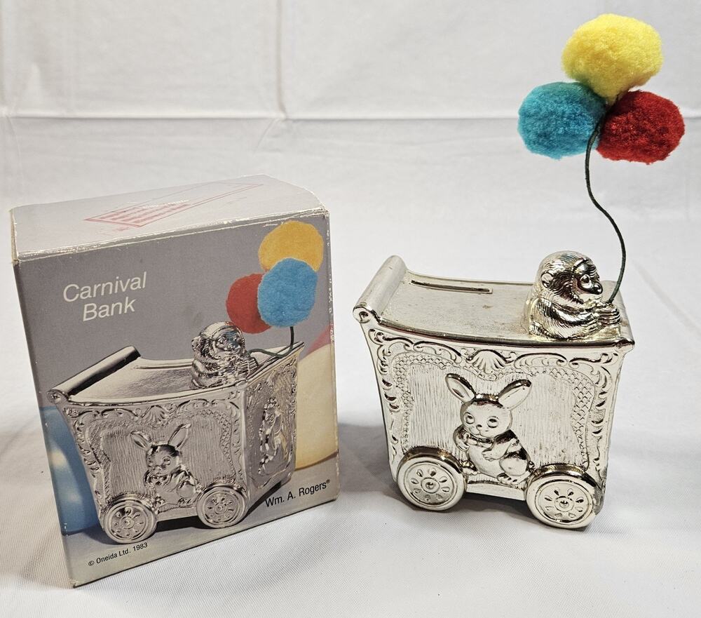 Vintage 1983 Wm A Rogers Oneida Carnival Coin Bank Silverplate Bunny Box
